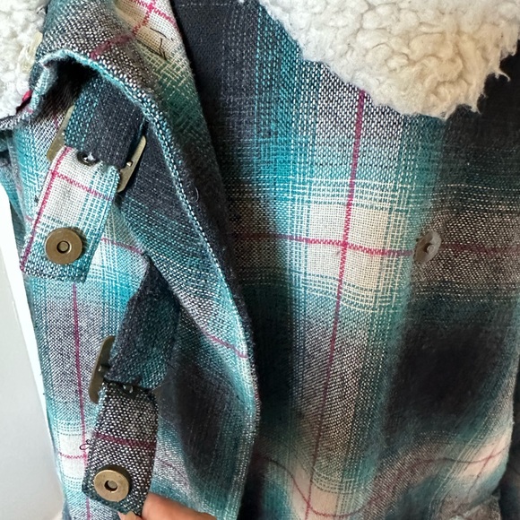 BILLABONG wool blend coat. - Picture 4 of 8